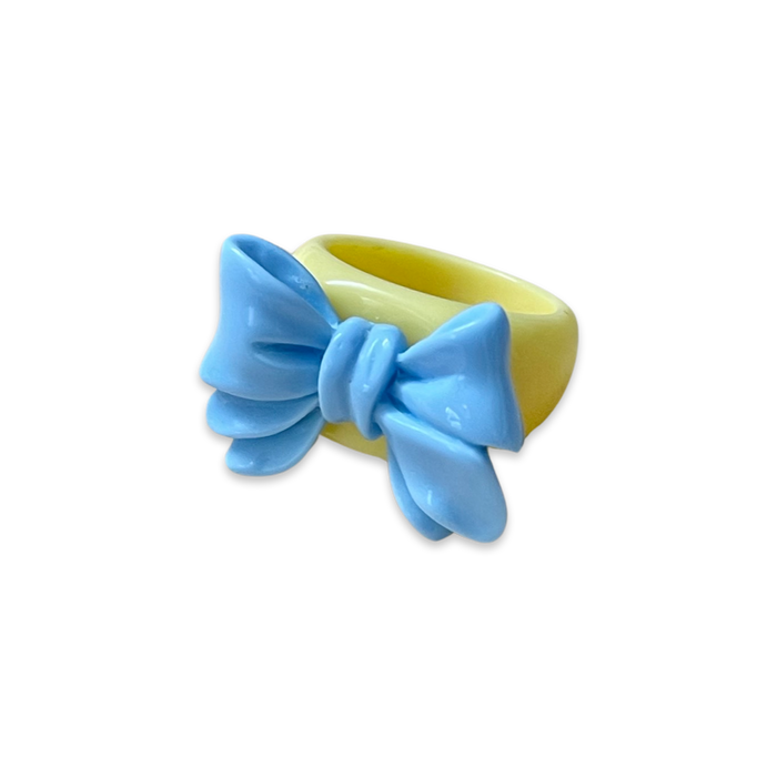 Jumbo Bow Classic Ring