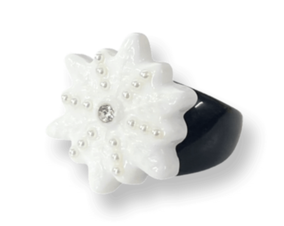 Pearl Crystal Snowflake Classic Ring